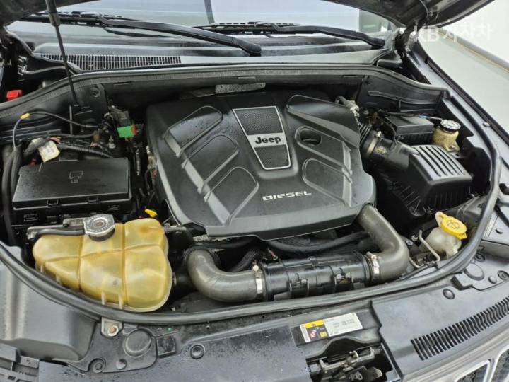 Jeep Cherokee Grand New 3.0 CRD Overland 7