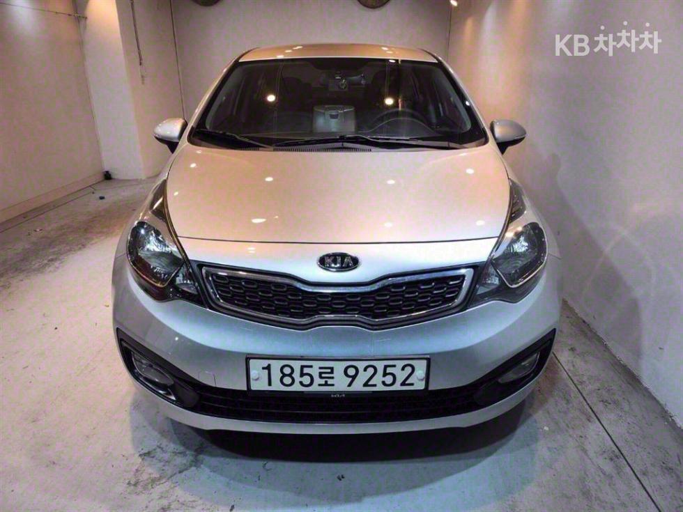 2012 kia pride