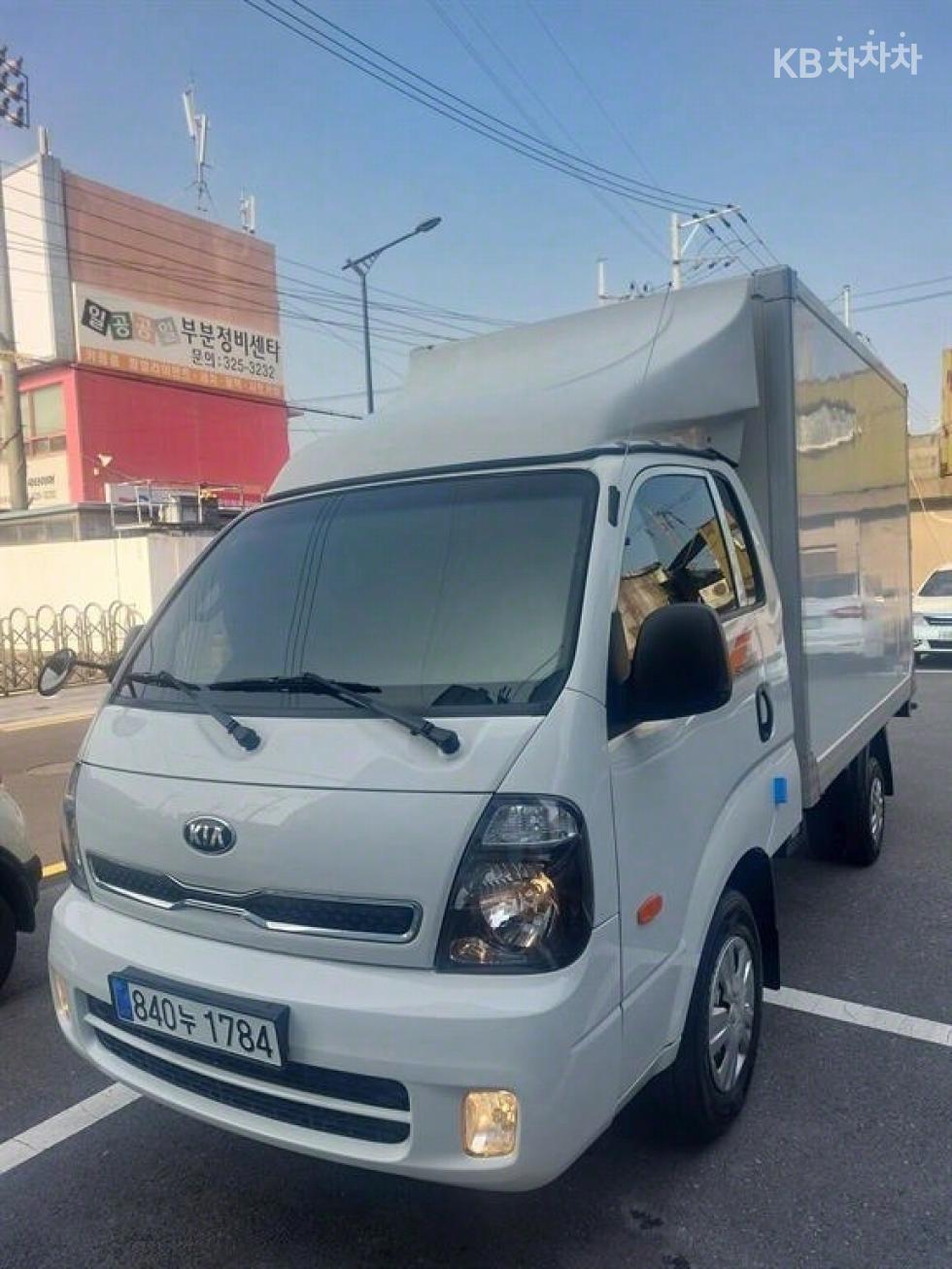 2019 - kia bongo iii