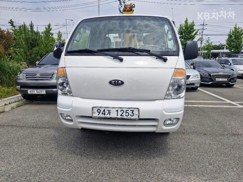 2011 - kia bongo iii