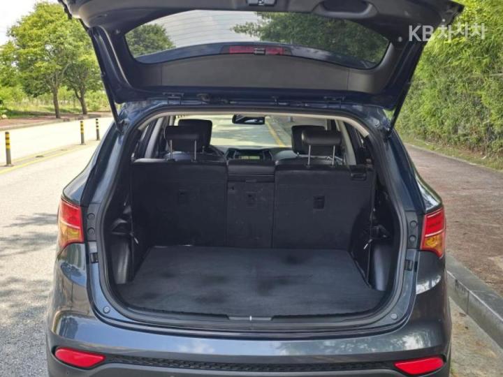 Hyundai Santa Fe DM R2.2 4WD PREMIUM 8