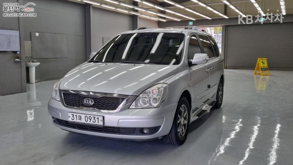 2013 kia carnival