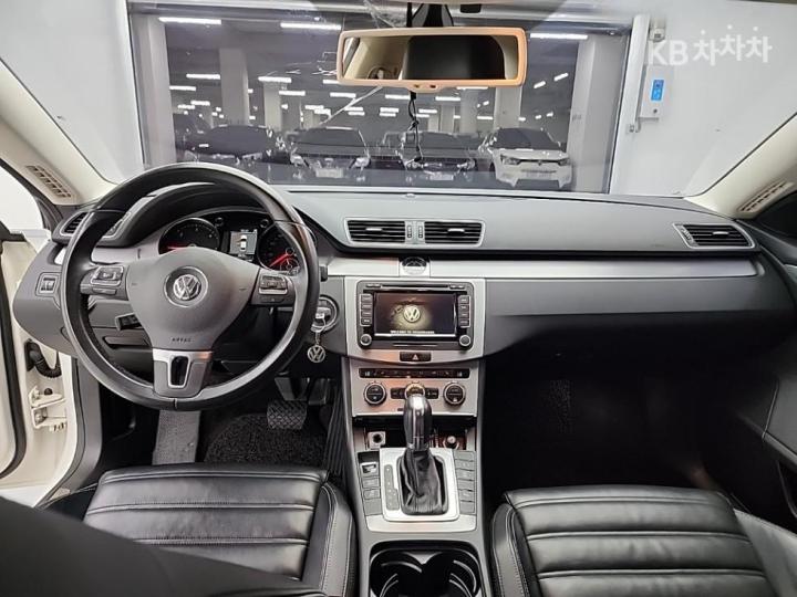 Volkswagen CC 2.0 TDI BlueMotion 8