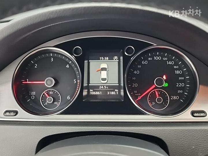 Volkswagen CC 2.0 TDI BlueMotion 7