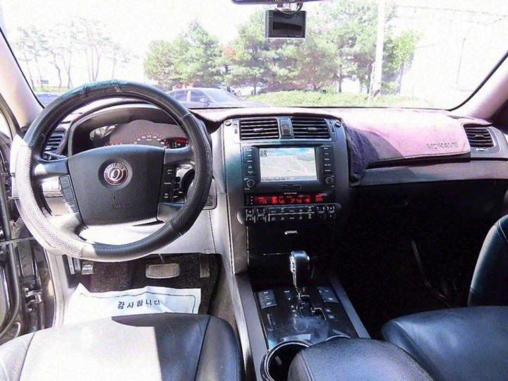 Kia Mohave 4WD KV300 Base Type 8