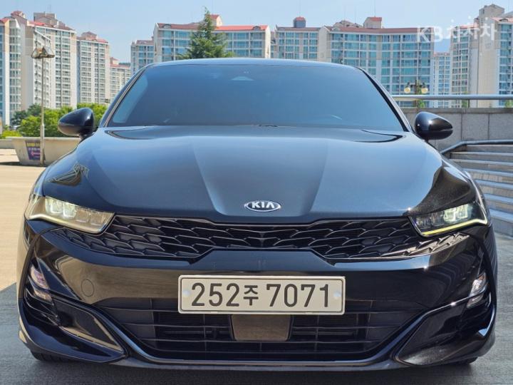 Kia K5 2.0 Gasoline Prestige - фото 1