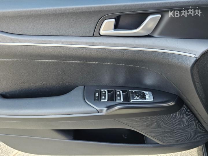 Kia K5 2.0 Gasoline Prestige - фото 10