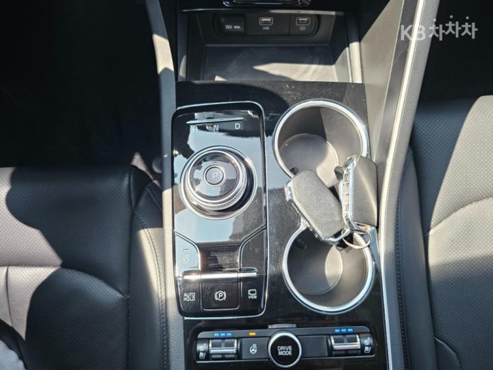 Kia K5 2.0 Gasoline Prestige - фото 18