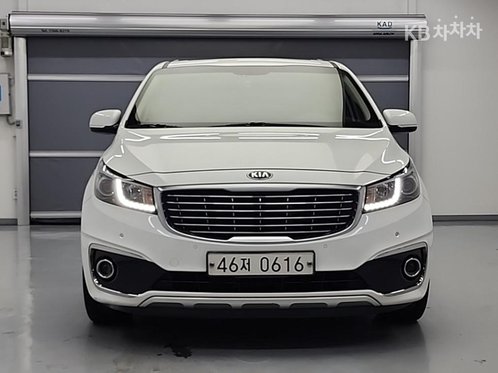 2017 - kia carnival