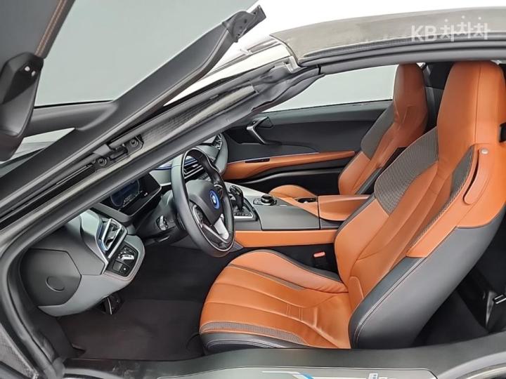BMW i8 1.5 Roadster Basic - фото 11