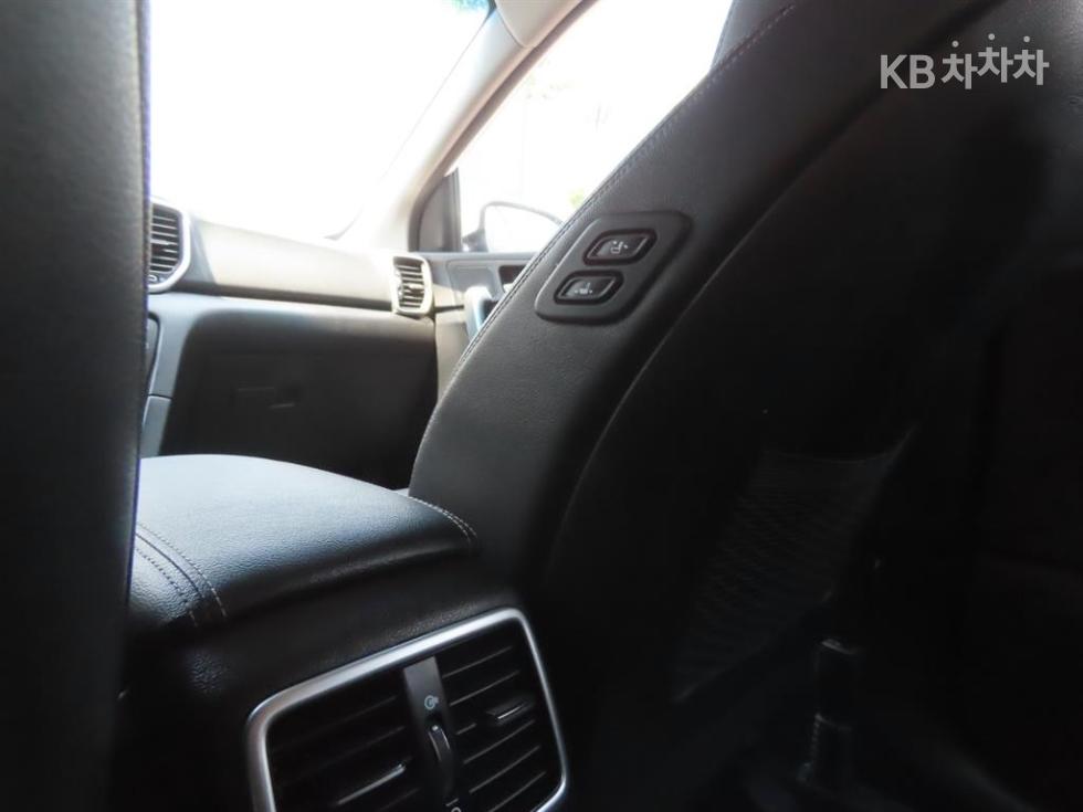 2020 - kia sportage