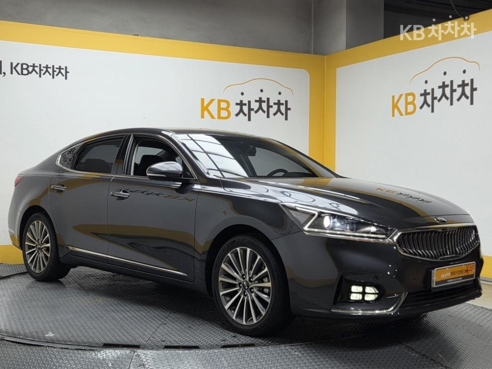 2017 - kia k7
