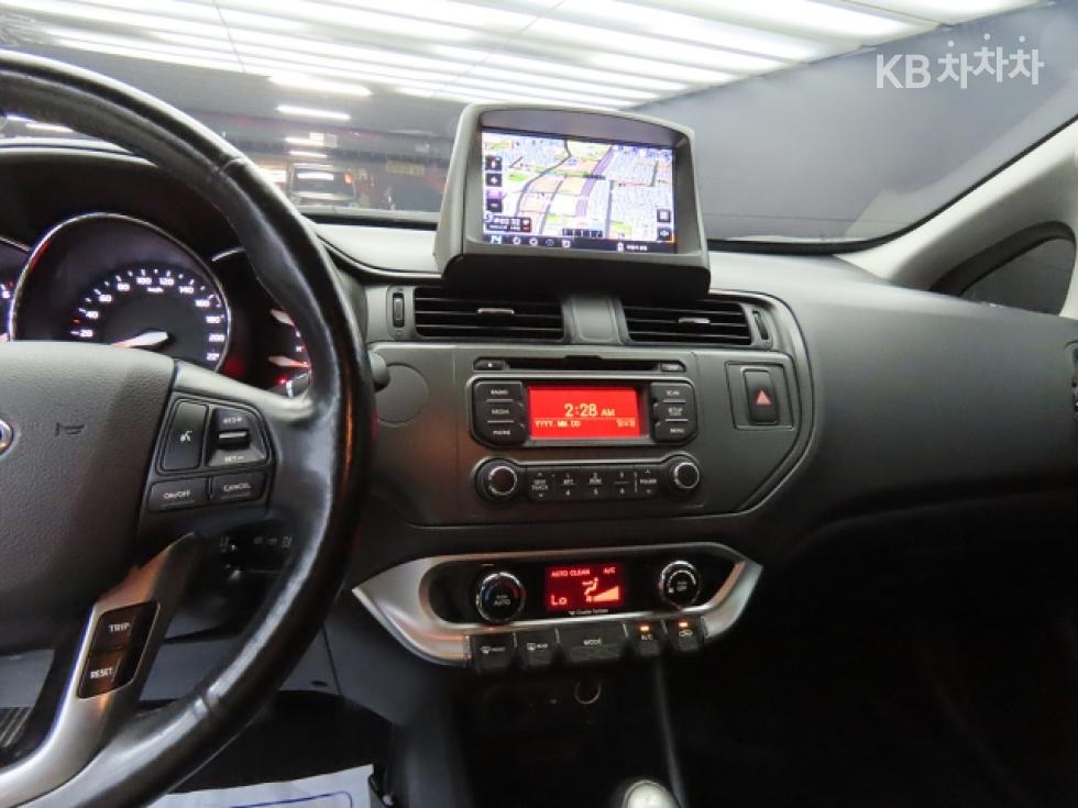 2014 - kia pride