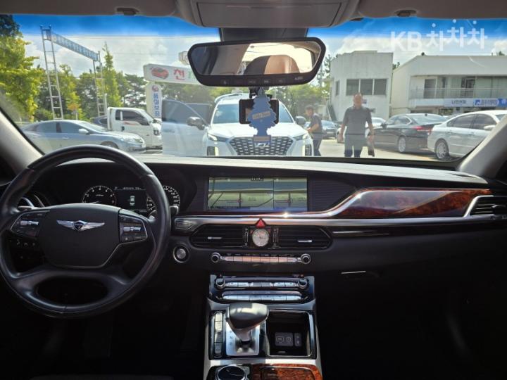 Genesis EQ900 3.3 T-GDI AWD Premium Luxury 10