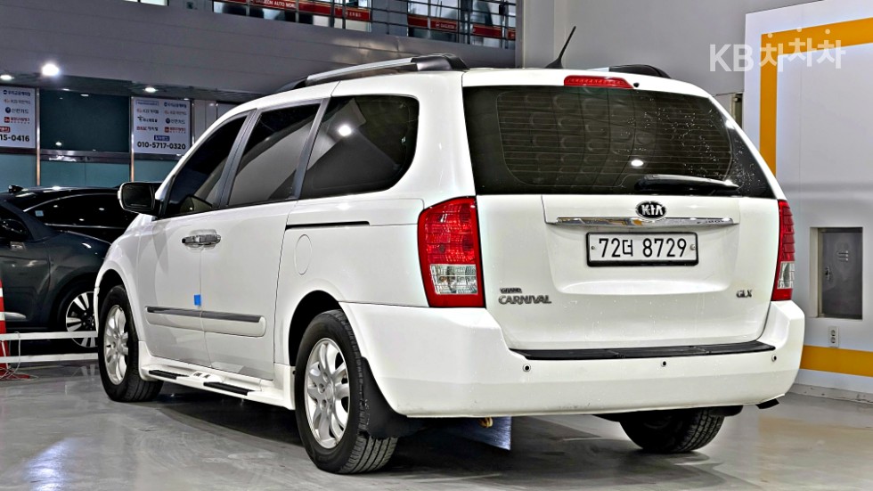 2012 - kia carnival