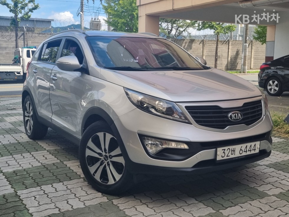 2013 - kia sportage