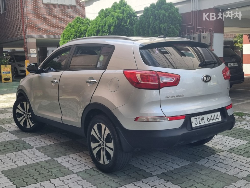 2013 - kia sportage