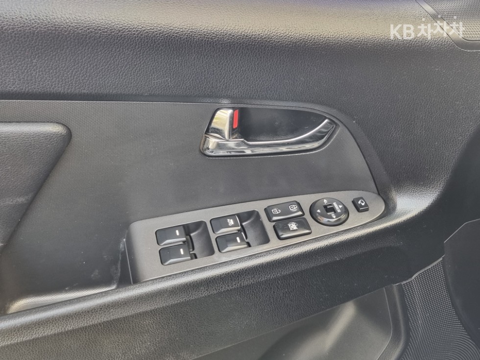 2013 - kia sportage