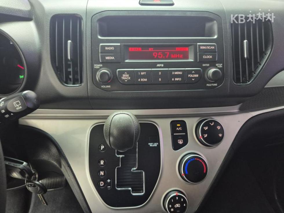 2016 - kia ray-ban