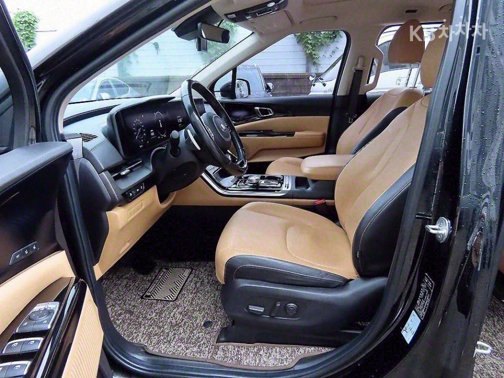 2021 - kia carnival