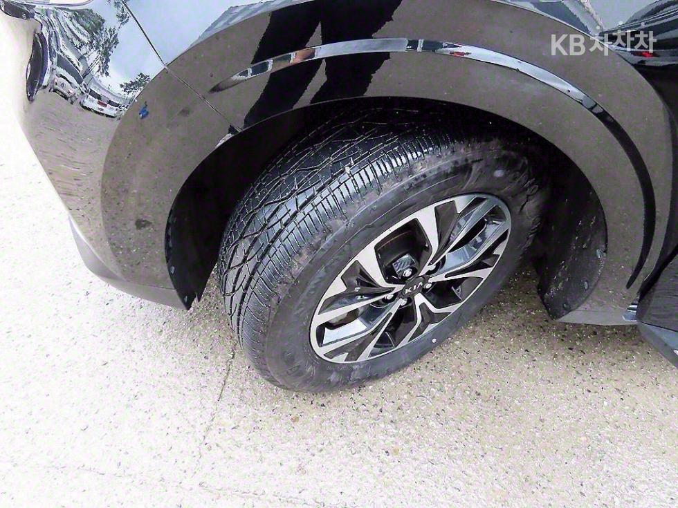 2021 - kia carnival