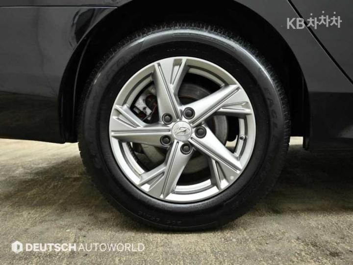 Renault SM5 Nova Diesel D Premium Base Type 6