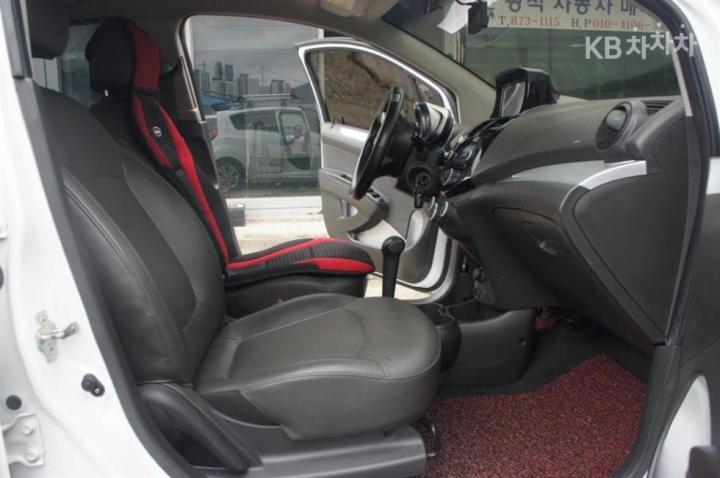 Chevrolet Spark LPGi L Star 8