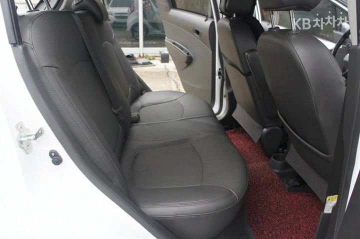 Chevrolet Spark LPGi L Star 10