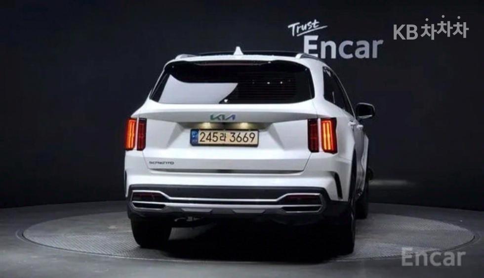 2023 - kia sorento