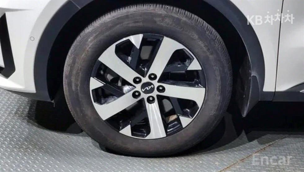 2023 - kia sorento