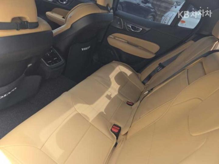 Volvo S60 2.0 B5 Inscription 6