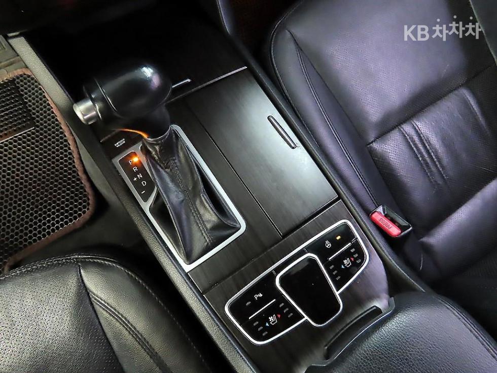 2013 - kia k7