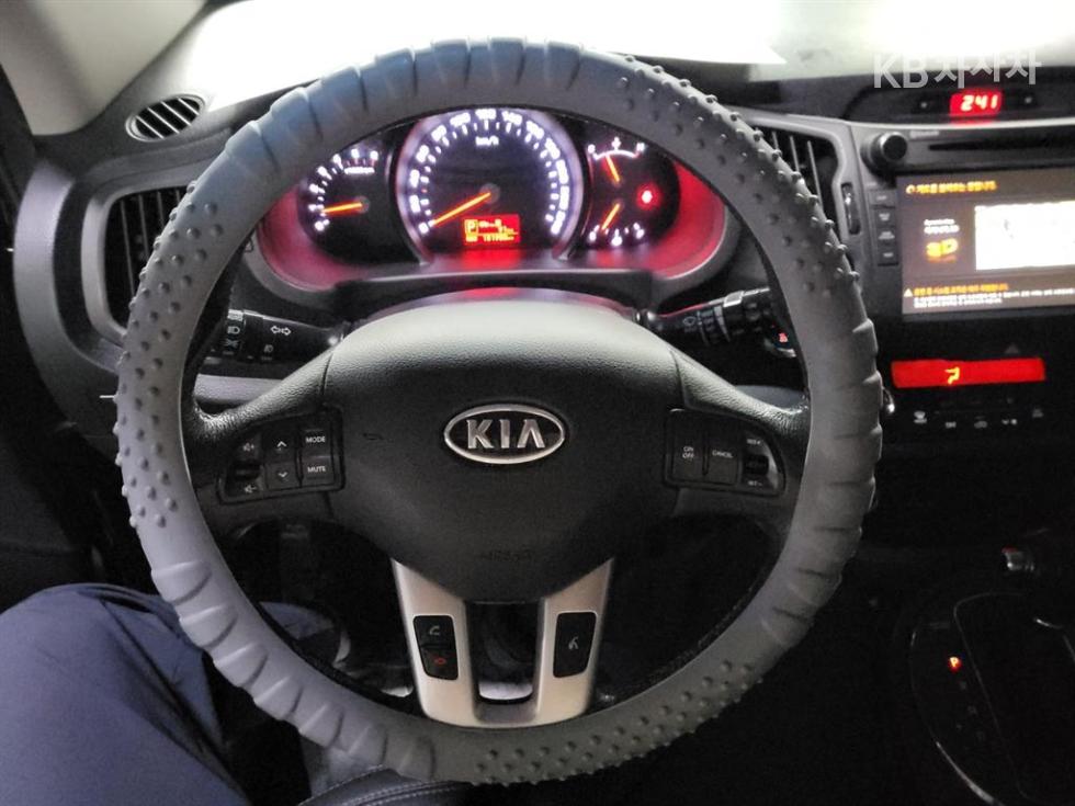 2012 - kia sportage