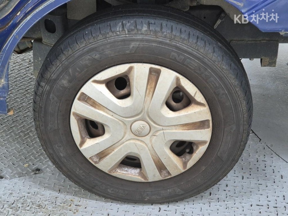 2018 - kia bongo iii