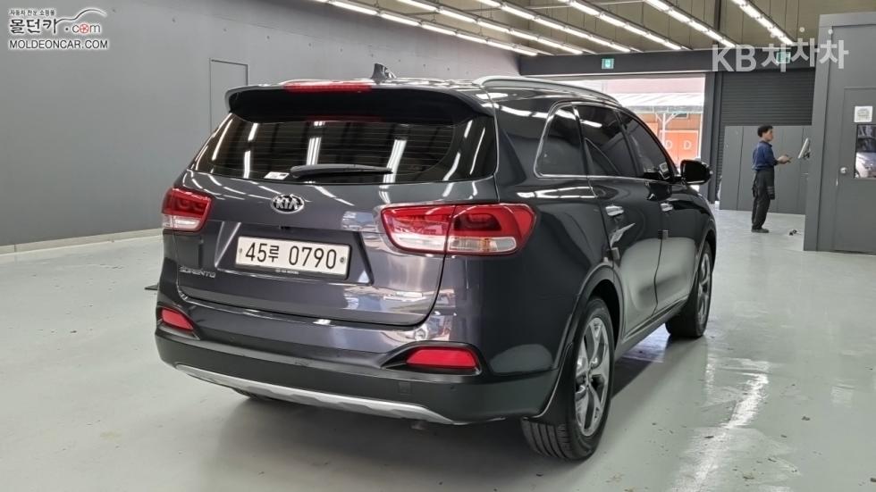 2016 - kia sorento
