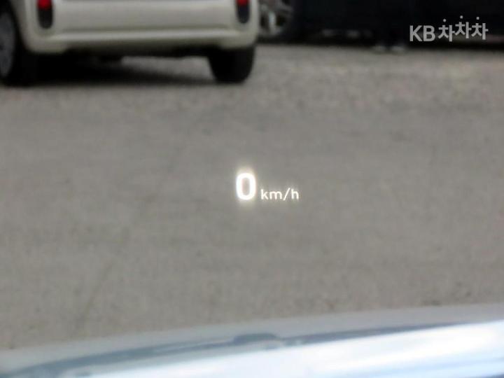 Genesis G70 2.2D Supreme 10