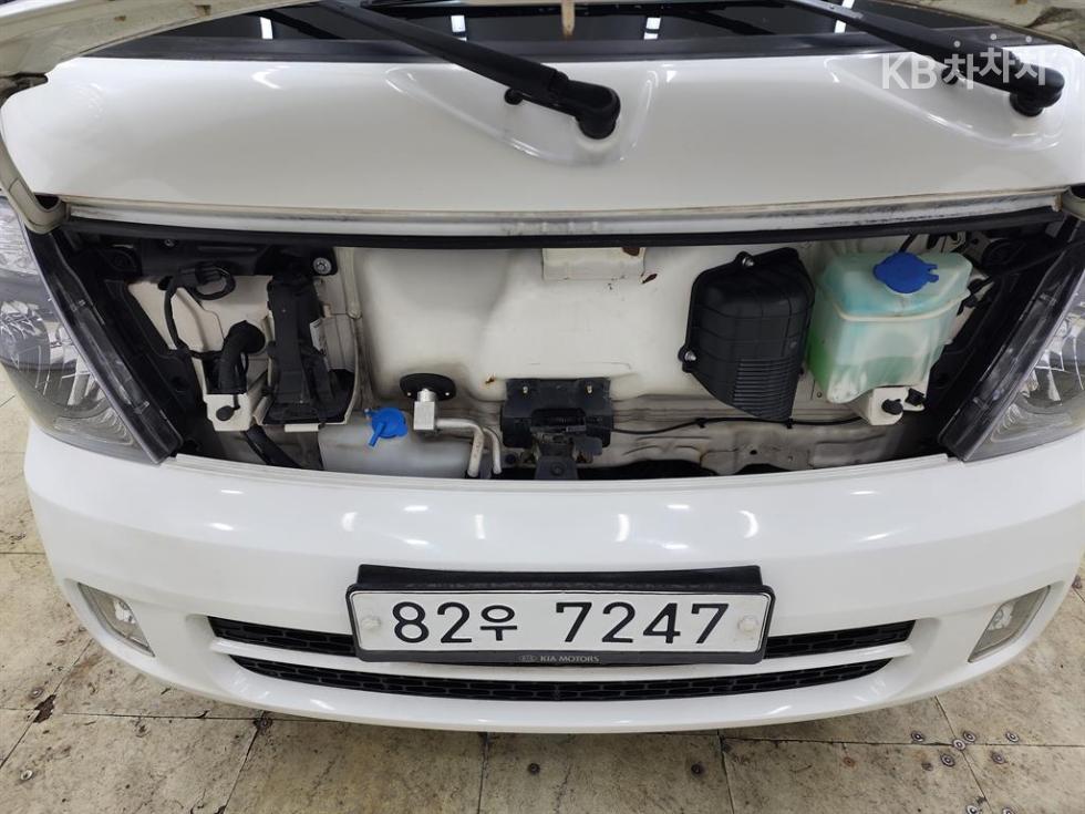 2013 - kia bongo iii