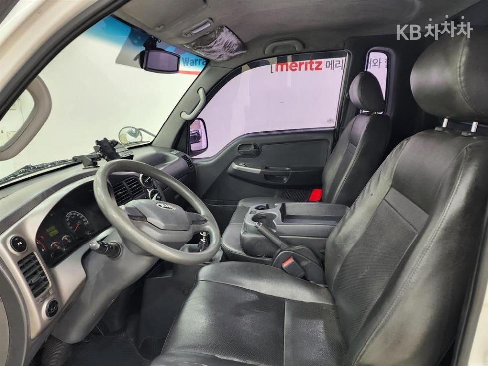 2013 - kia bongo iii