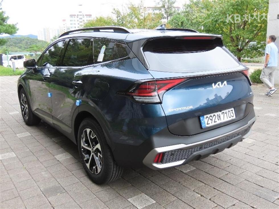 2024 - kia sportage