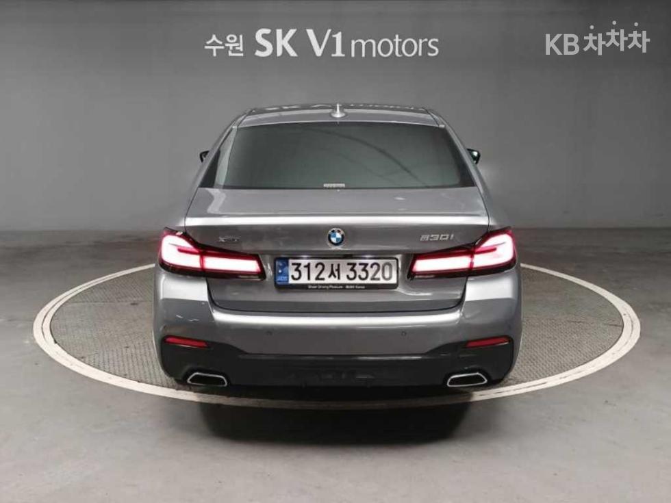 BMW 5er — miniaturë 2