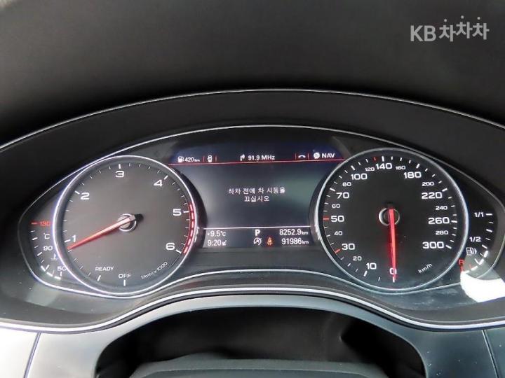 Audi A6 NEW 35 TDI Premium C7 10