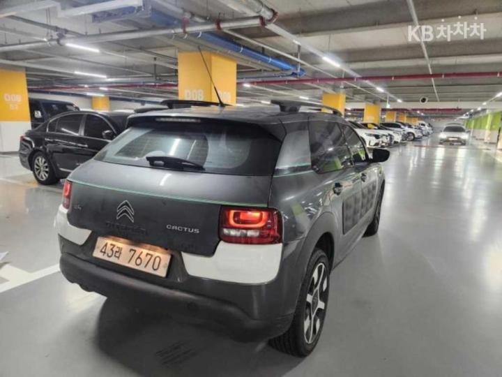 Citroen C4 Cactus 1.6 BlueHDi Shine 5