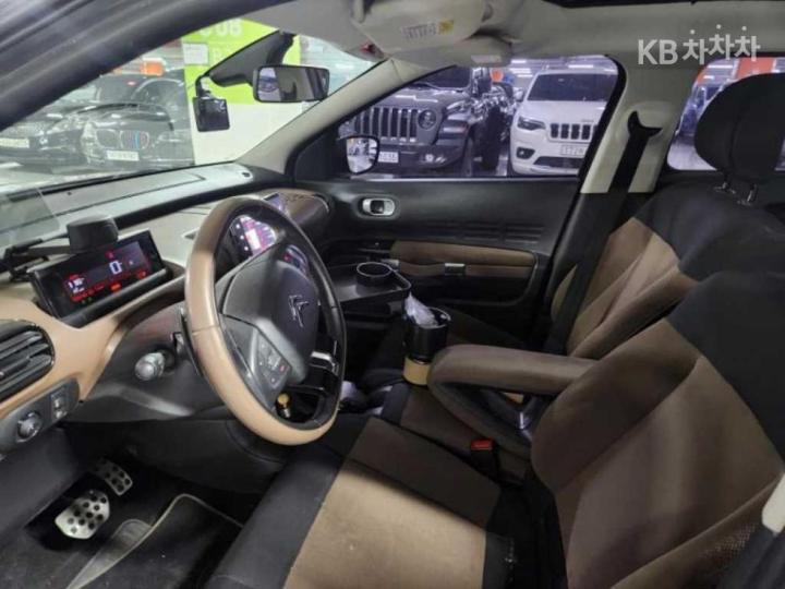 Citroen C4 Cactus 1.6 BlueHDi Shine 9