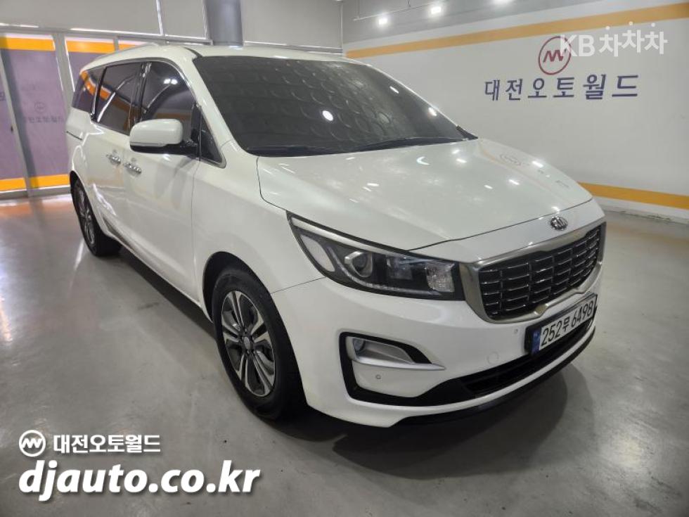 2019 - kia carnival