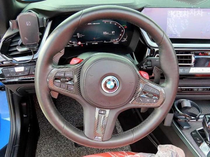 BMW Z4 M40i 7