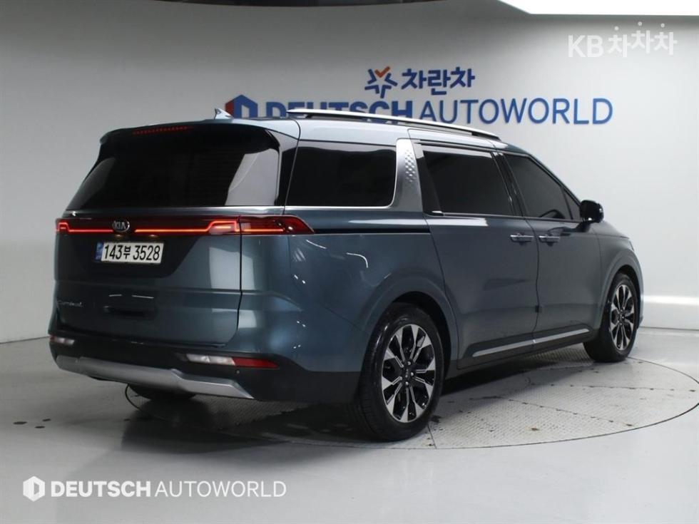 2021 - kia carnival