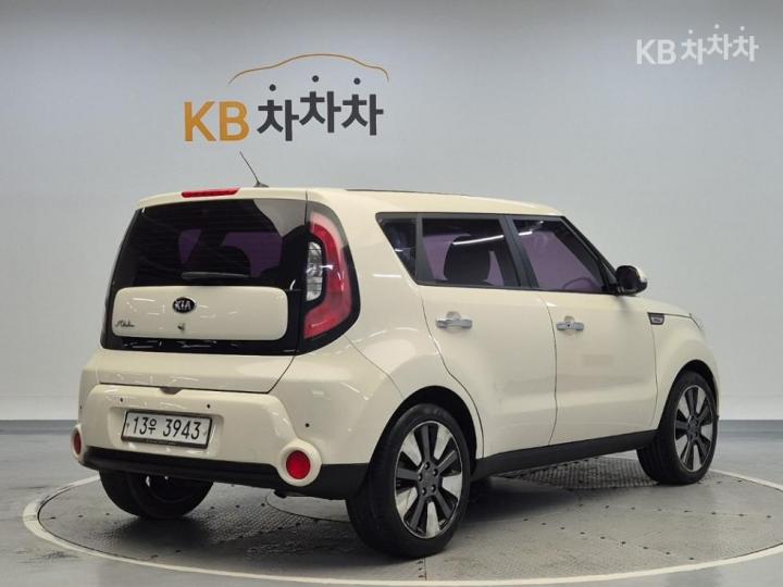 Kia Soul 1.6 GDi Prestige 4