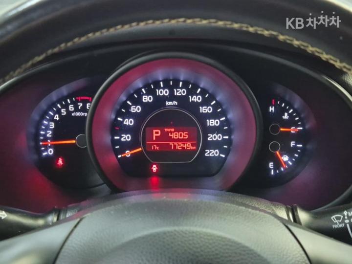 Kia Soul 1.6 GDi Prestige 7