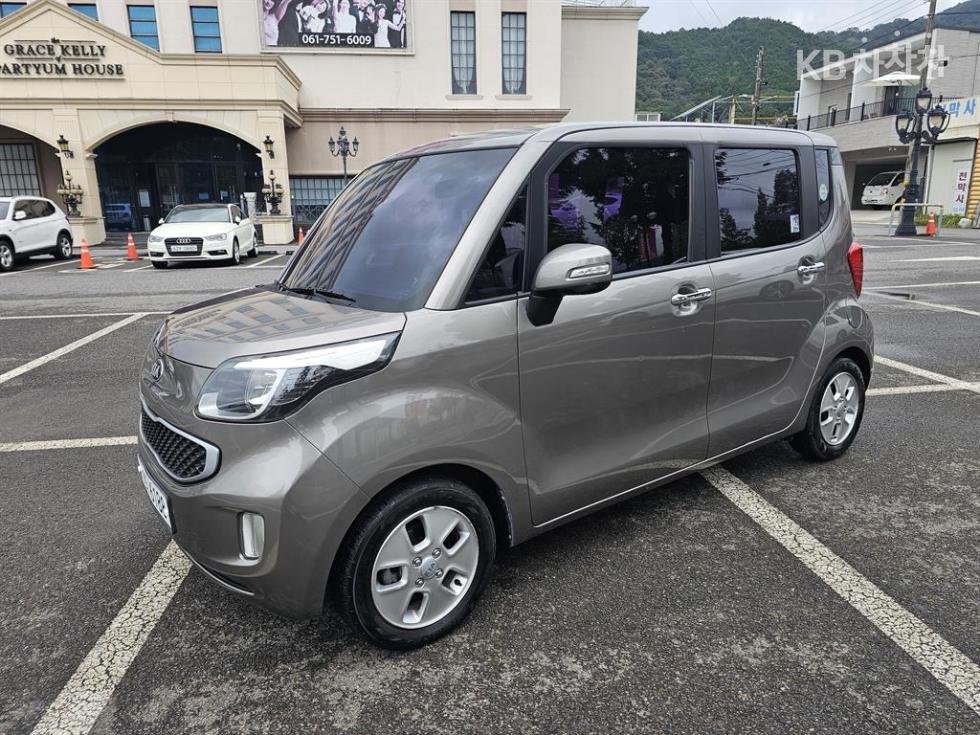 2014 - kia ray