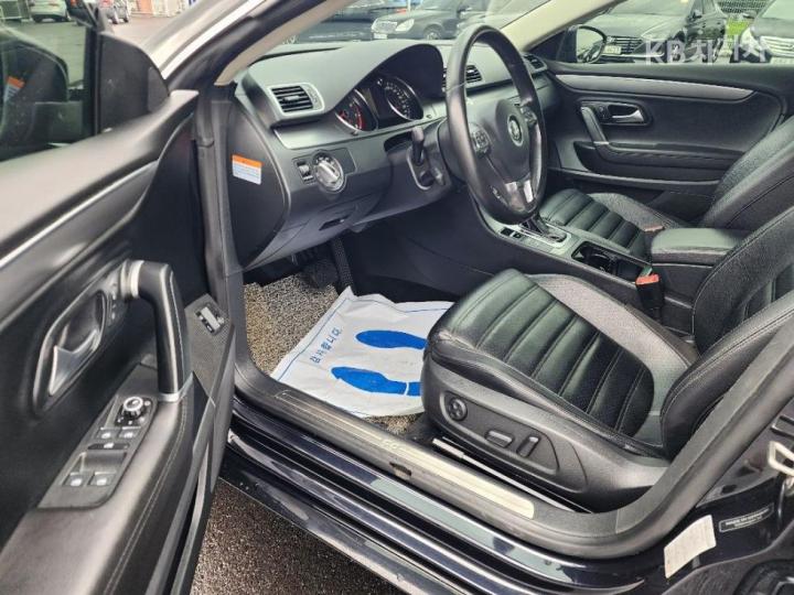 Volkswagen CC New 2.0 TSI 9